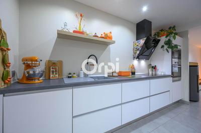 Maison - 103 m² - 4 pièces