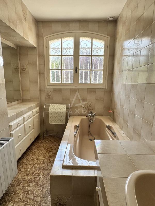 Maison - 108 m² - 5 pièces