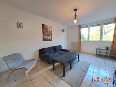 Appartement - 81 m² - 4 pièces