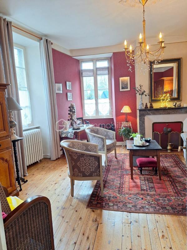 Maison de ville - 105 m² - 6 pièces