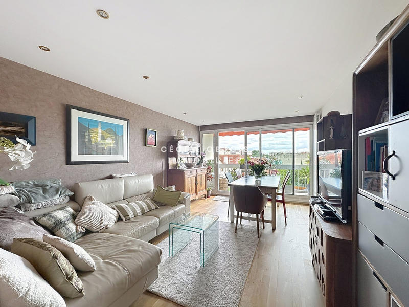 Appartement - 64 m² - 3 pièces