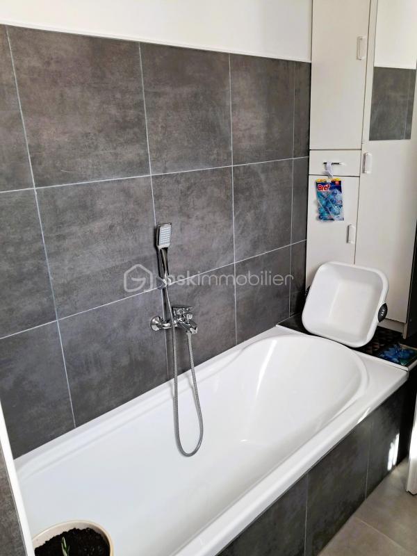 Maison traditionnelle - 59 m² - 3 pièces