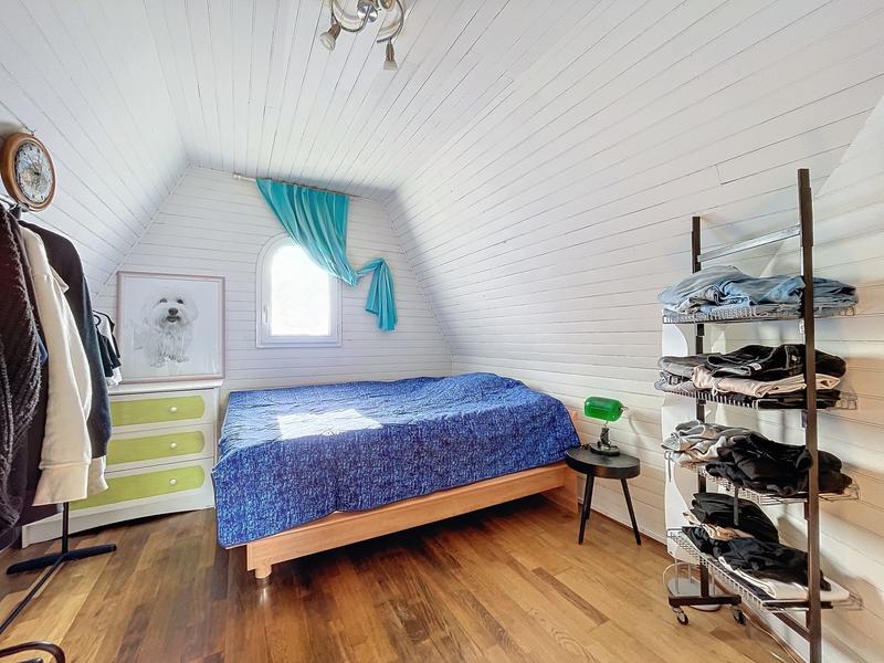 Maison traditionnelle - 200 m² - 7 pièces