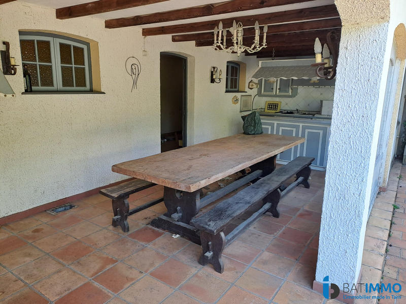 Maison - 200 m² - 10 pièces