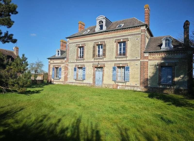 Propriété - 300 m² - 10 pièces