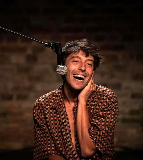 Playback Fm (ou comment les médias m’ont appris à parler)