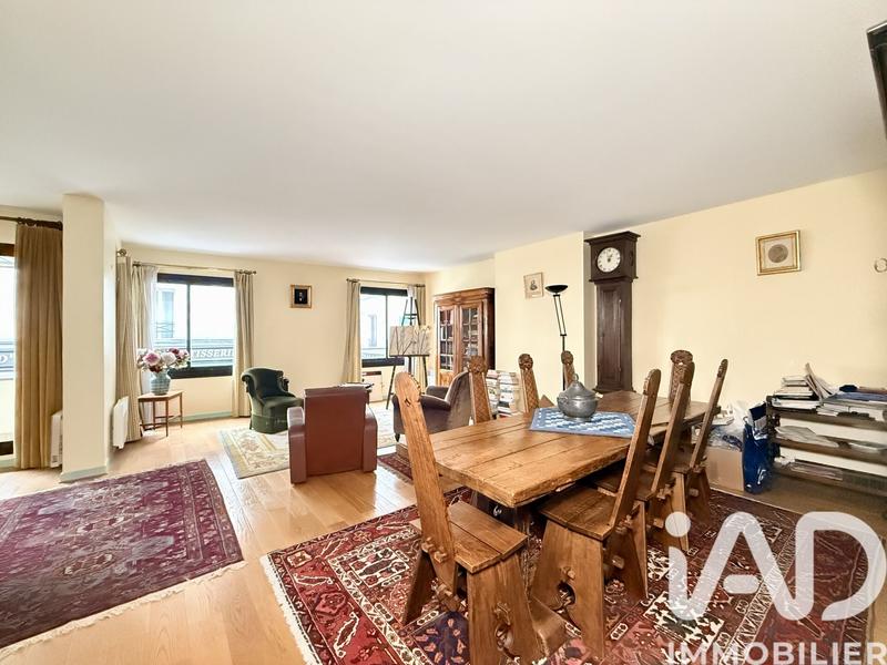 Appartement - 120 m² - 5 pièces