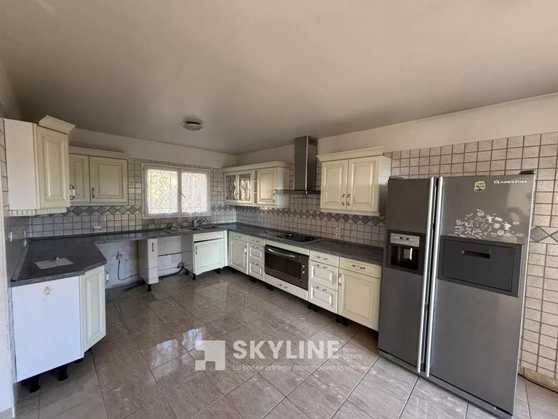 Maison - 105 m² - 6 pièces