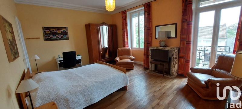 Maison - 177 m² - 7 pièces