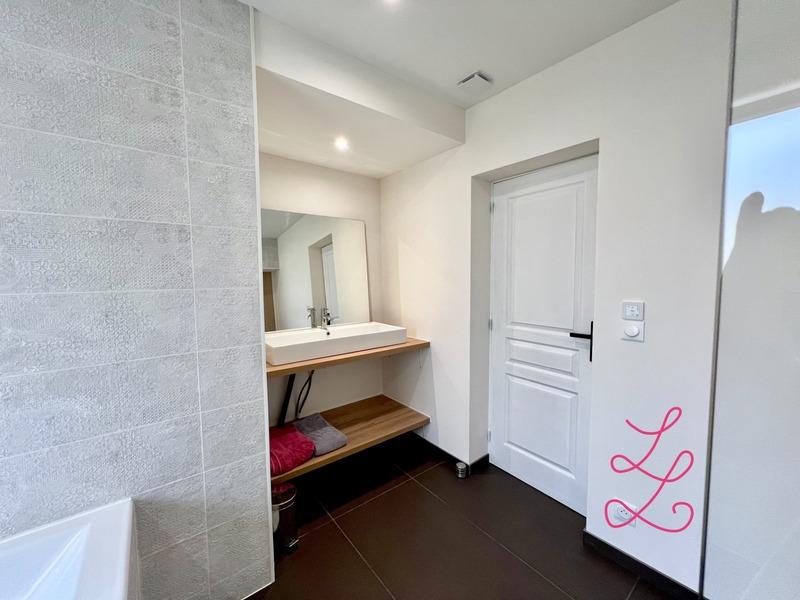 Maison - 122 m² - 5 pièces