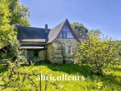 Propriété - 160 m² - 9 pièces