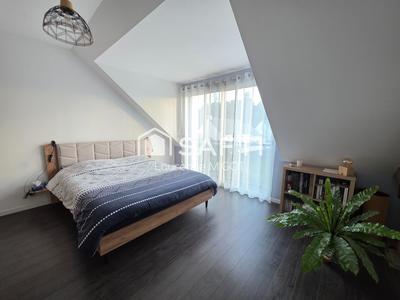 Maison - 147 m² - 6 pièces