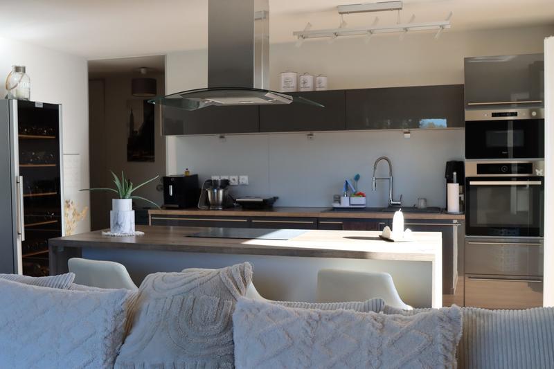 Appartement - 80 m² - 3 pièces