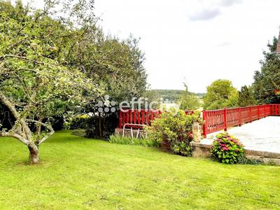 Maison - 200 m² - 7 pièces