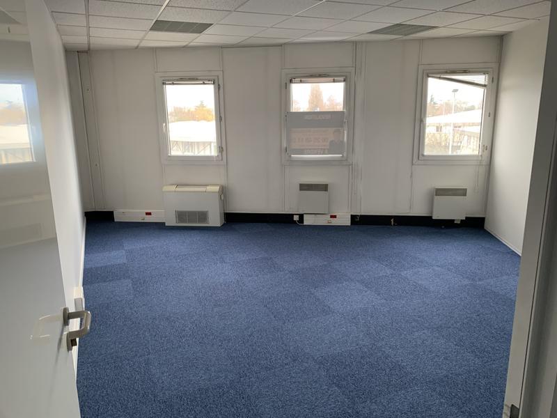 Bureau - 91 m²