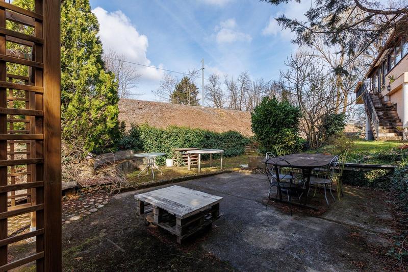 Maison - 92 m² - 5 pièces