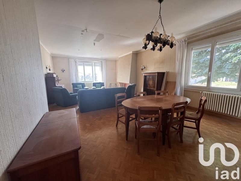 Maison - 188 m² - 8 pièces