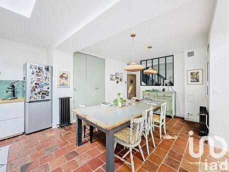 Maison - 258 m² - 8 pièces