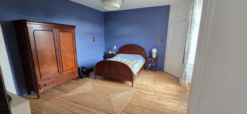 Maison - 157 m² - 8 pièces