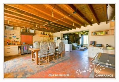 Maison - 262 m² - 7 pièces