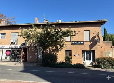 Appartement - 82 m² - 2 pièces