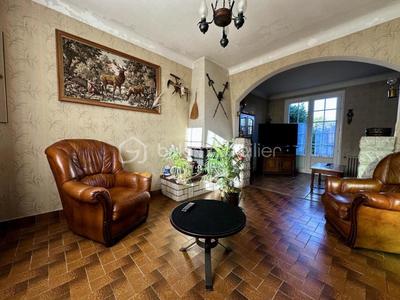 Maison traditionnelle - 108 m² - 5 pièces