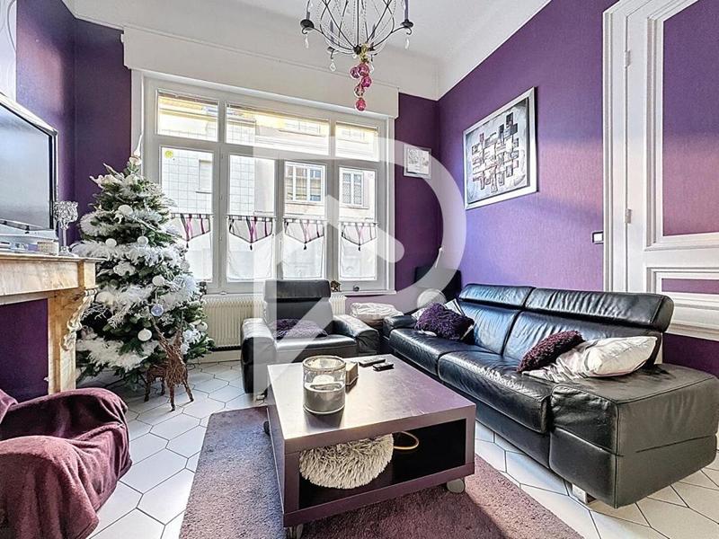 Maison bourgeoise - 216 m² - 7 pièces