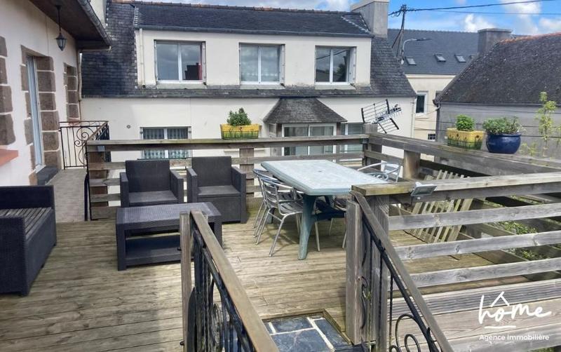 Maison - 177 m² - 7 pièces