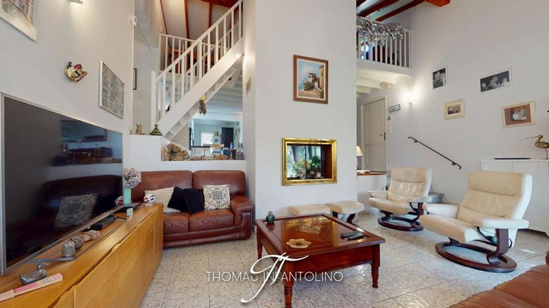 Maison - 160 m² - 5 pièces