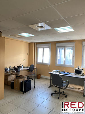 Bureau - 106 m²