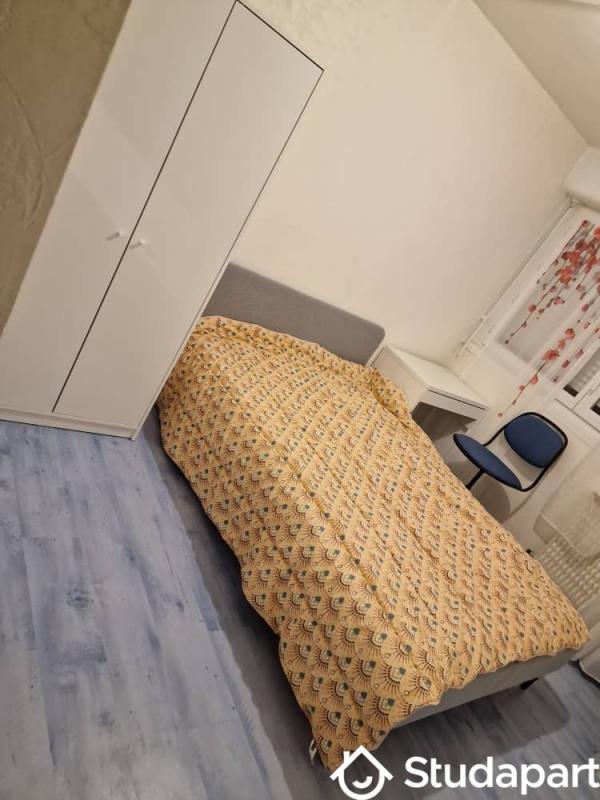 Chambre - 10 m² - 1 pièce