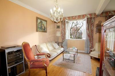 Appartement - 110 m² - 6 pièces