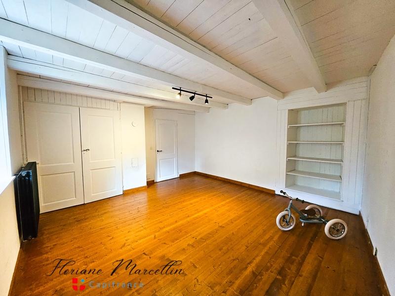 Appartement - 197 m² - 6 pièces