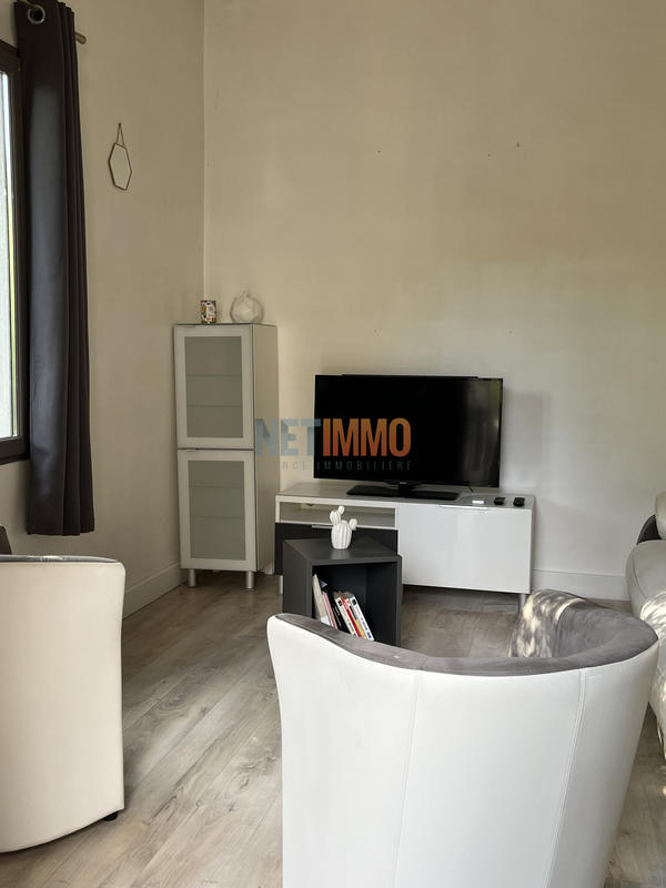 Villa - 281 m² - 12 pièces