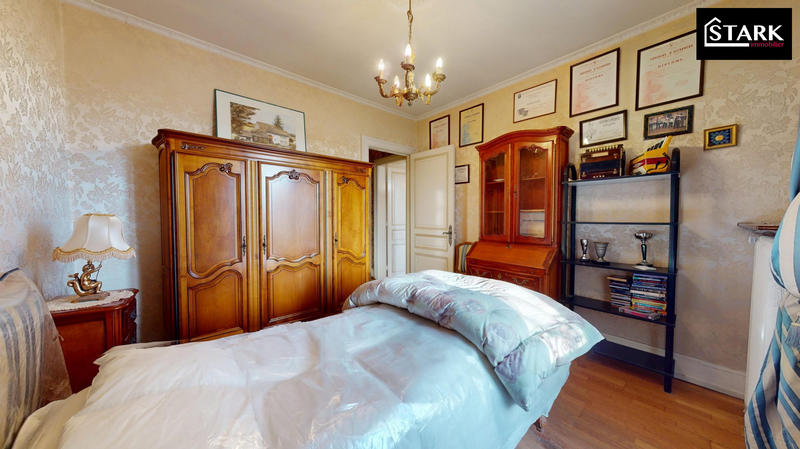 Maison ancienne - 200 m² - 6 pièces