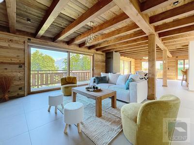 Châlet - 225 m² - 8 pièces