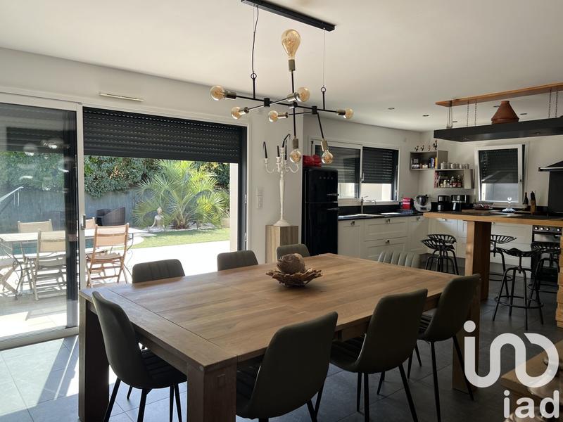 Maison de maîtres - 200 m² - 7 pièces