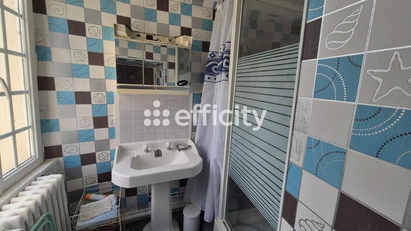 Maison - 420 m² - 15 pièces