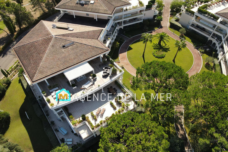 Appartement - 142 m² - 4 pièces