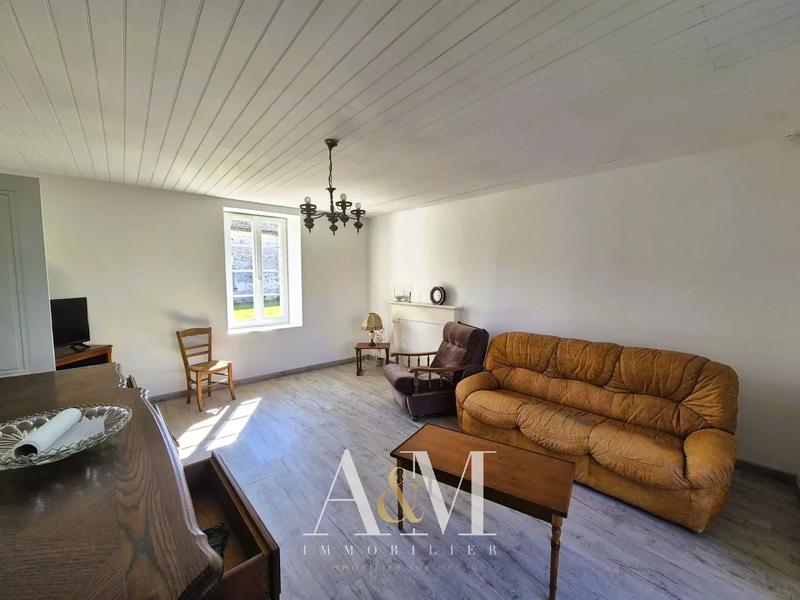 Maison de village - 116 m² - 6 pièces