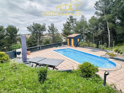 Maison - 165 m² - 5 pièces