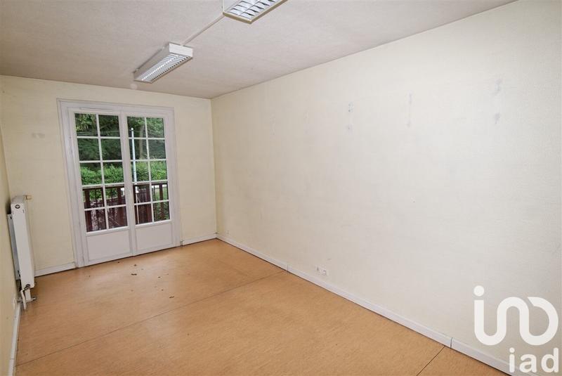 Maison - 260 m² - 12 pièces