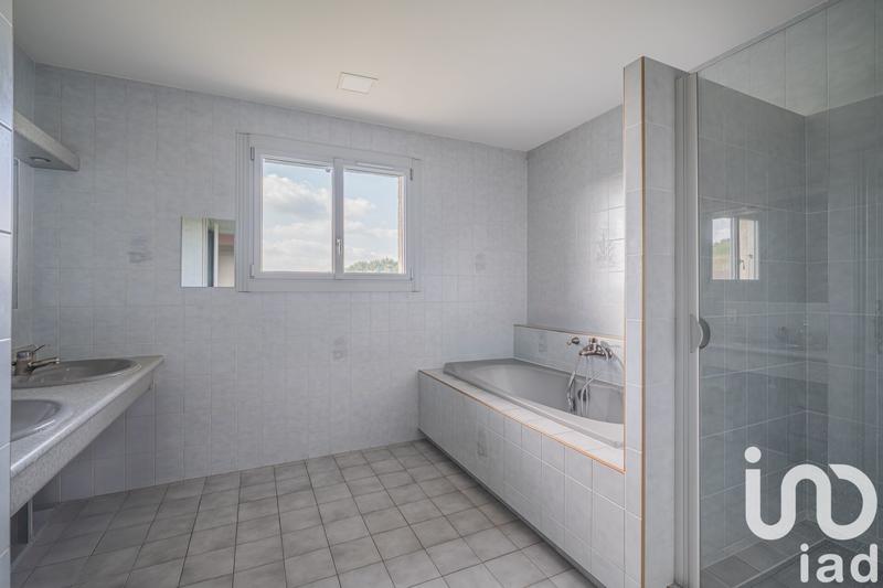 Maison - 190 m² - 6 pièces