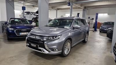 Mitsubishi Outlander Phev twin motor 4wd business