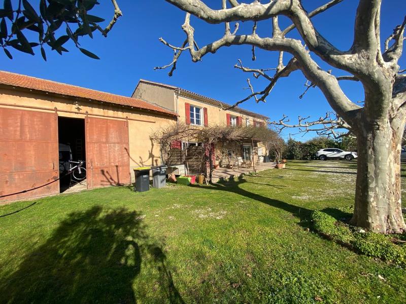 Maison - 250 m² - 7 pièces