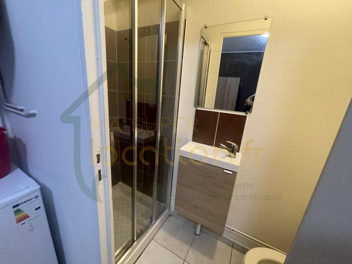 Appartement - 15 m² - 1 pièce