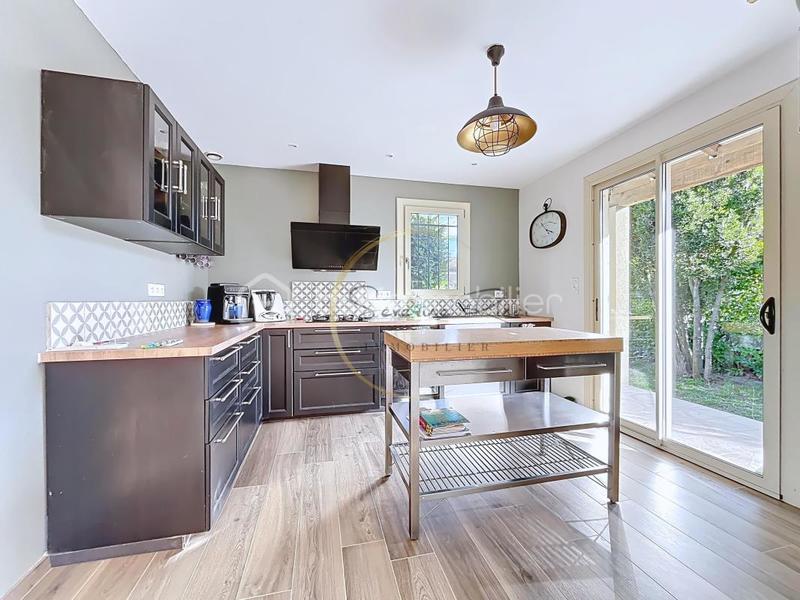 Villa - 170 m² - 6 pièces