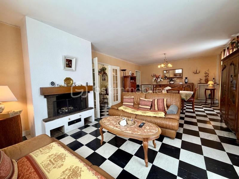 Maison - 97 m² - 4 pièces