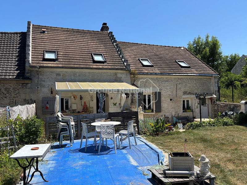 Maison - 122 m² - 6 pièces