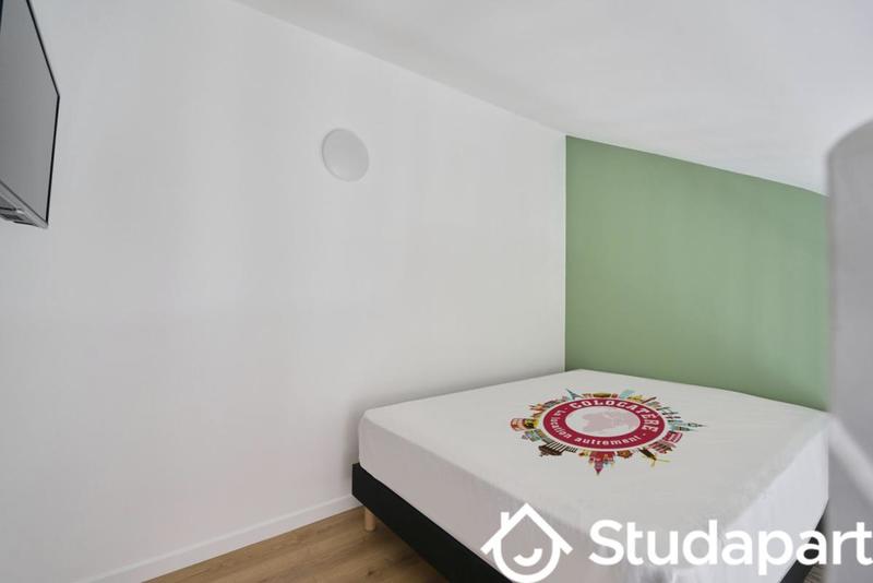 Chambre - 9 m² - 1 pièce